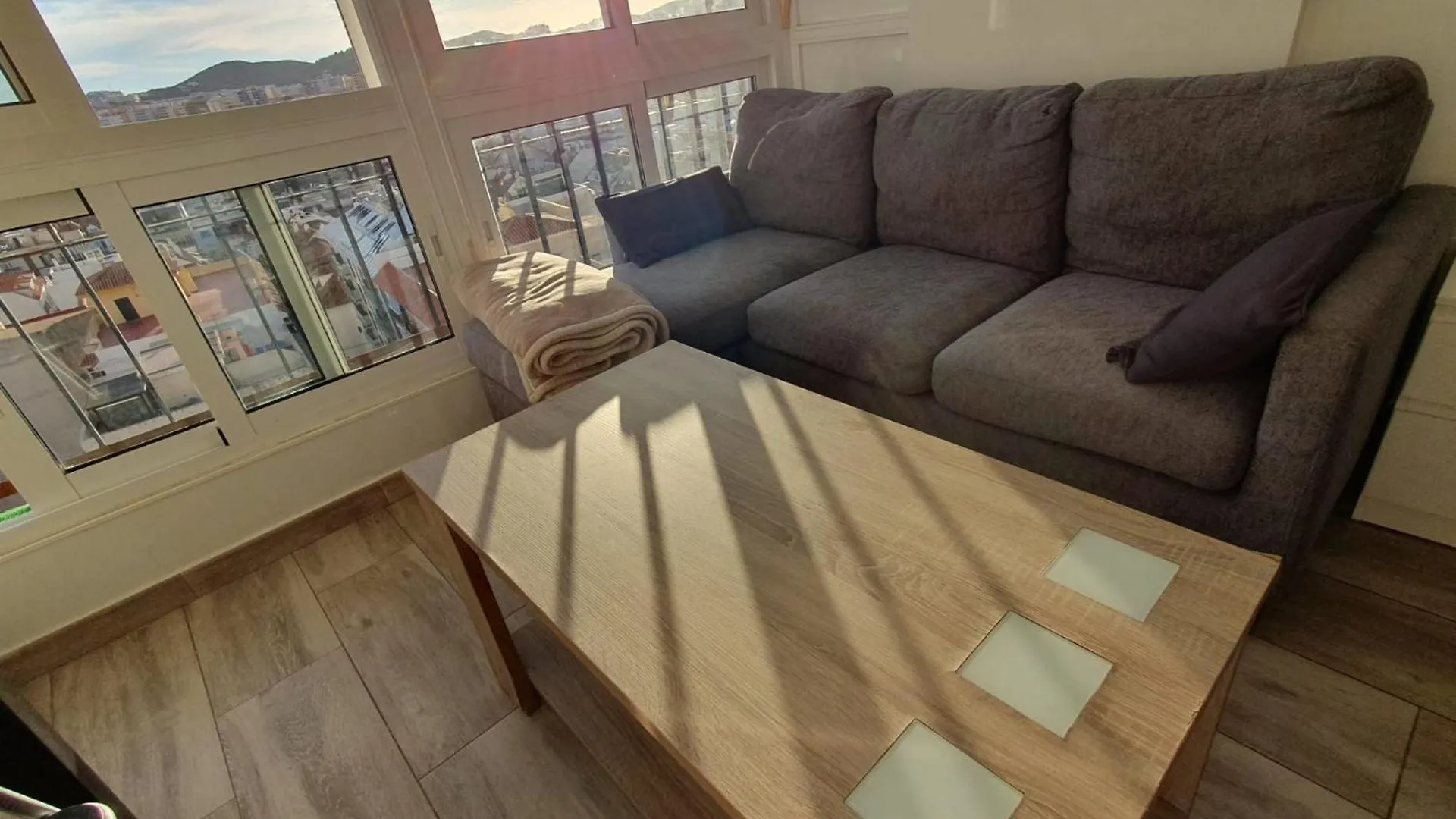 Cozy Apartment Near The Beach - Perfect For Families And Friends Fuengirola España