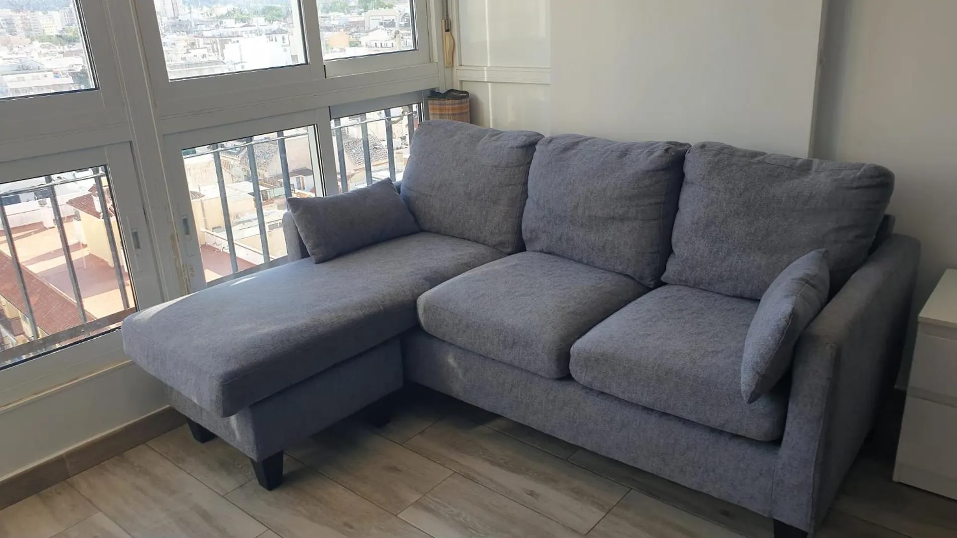 Cozy Apartment Near The Beach - Perfect For Families And Friends Fuengirola